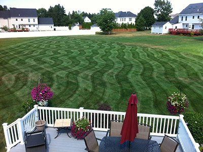 Salem, NH lawn maintenance MA Lawn Mowing